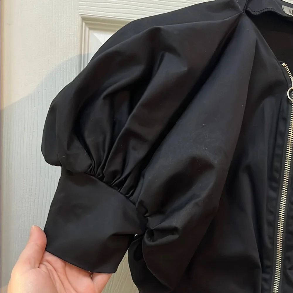 Nikolia Black Puff Sleeve Zip-Up Top - Picture 4 of 8